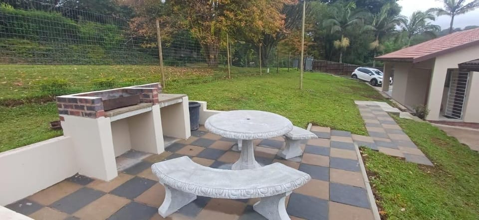 Day, BBQ facilities, Garden, Dining area, Garden view