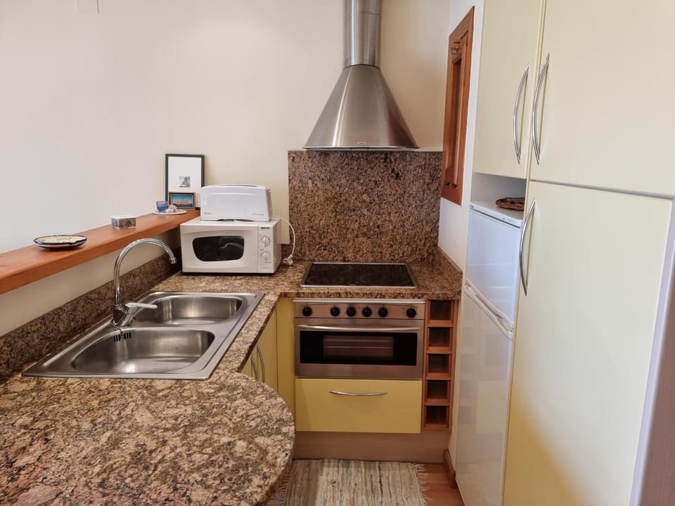 Apartamento cómodo a 50m de la playa - HISP-236-140 Apartment in L'Escala