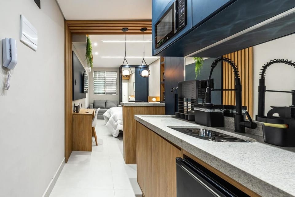 TV and multimedia, Photo of the whole room, Dining area, microwave, minibar, kitchen