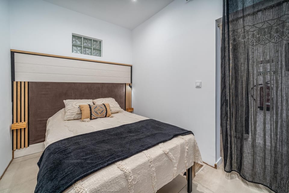 Living room, Bedroom