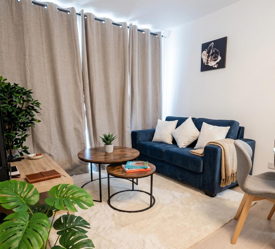 Metro San Alberto Hurtado I Alameda Apartment in Santiago