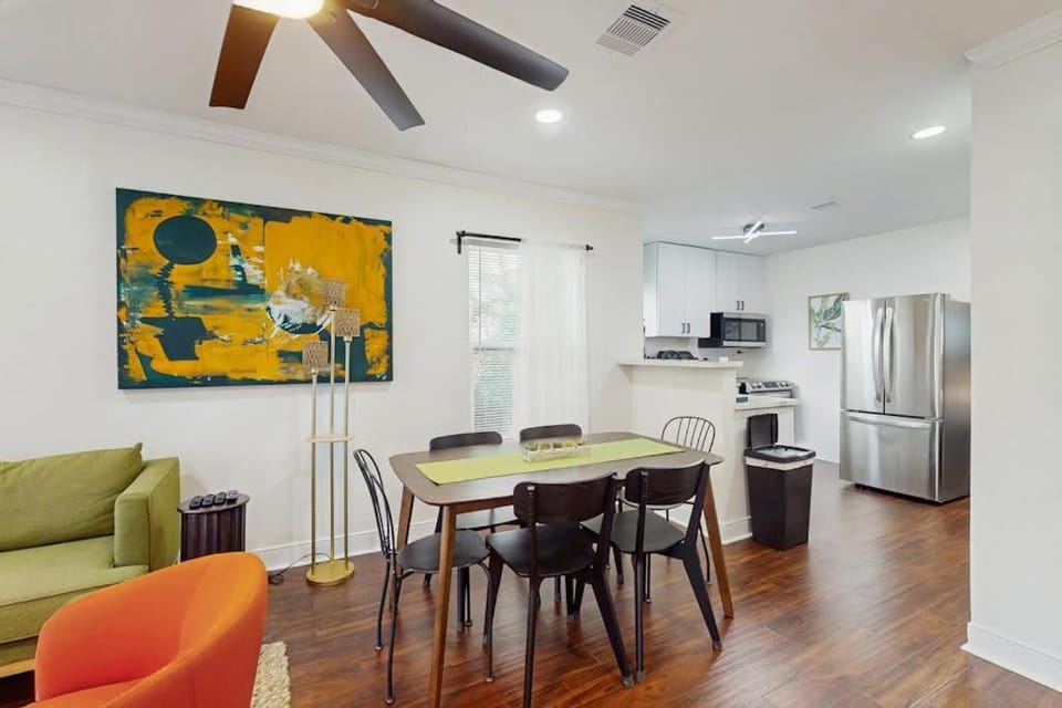 Cozy City Cottage House in Houston