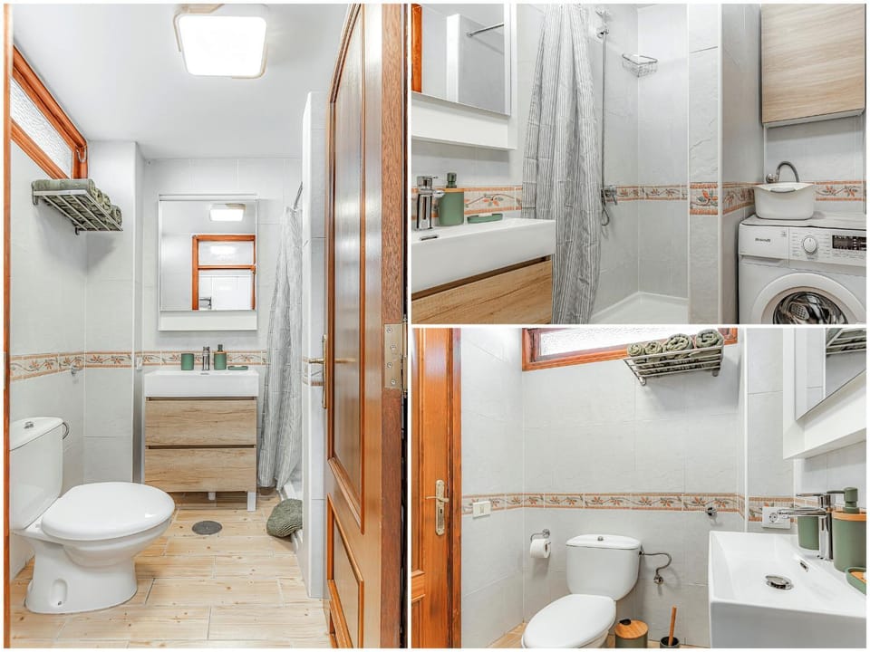 Shower, Toilet