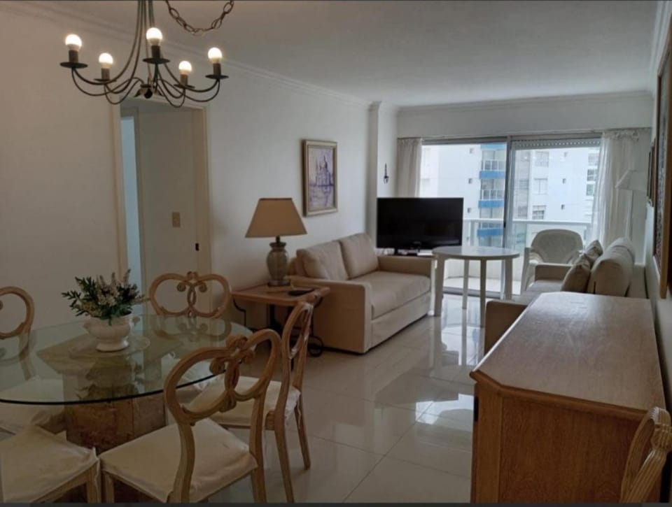 Apartamento Torre Marina II - Vista al Mar - Parada 5 Playa Brava - a 150 m de la Playa Apartment in Punta del Este