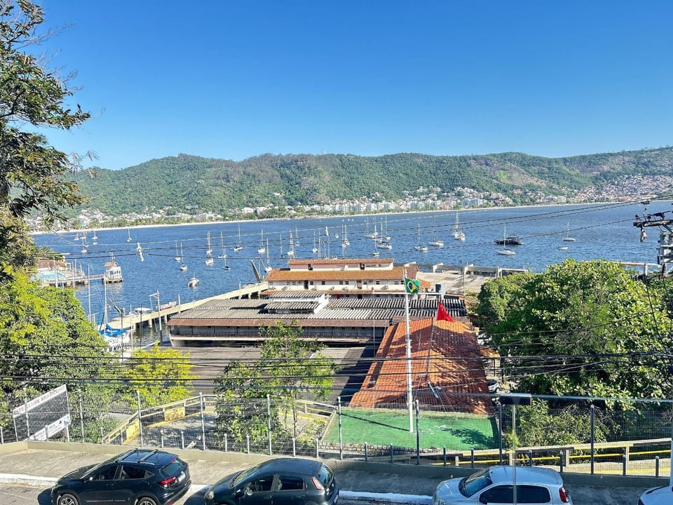 Mountain view, River view, Sea view