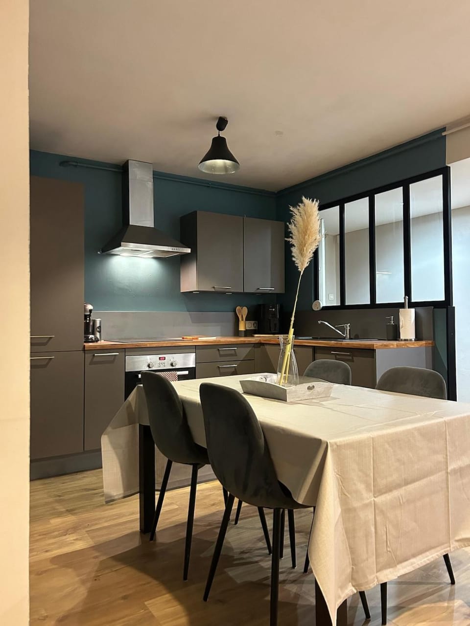 Appartement deux chambres, stationnement gratuit, Cité du Design Apartment in Saint-Étienne