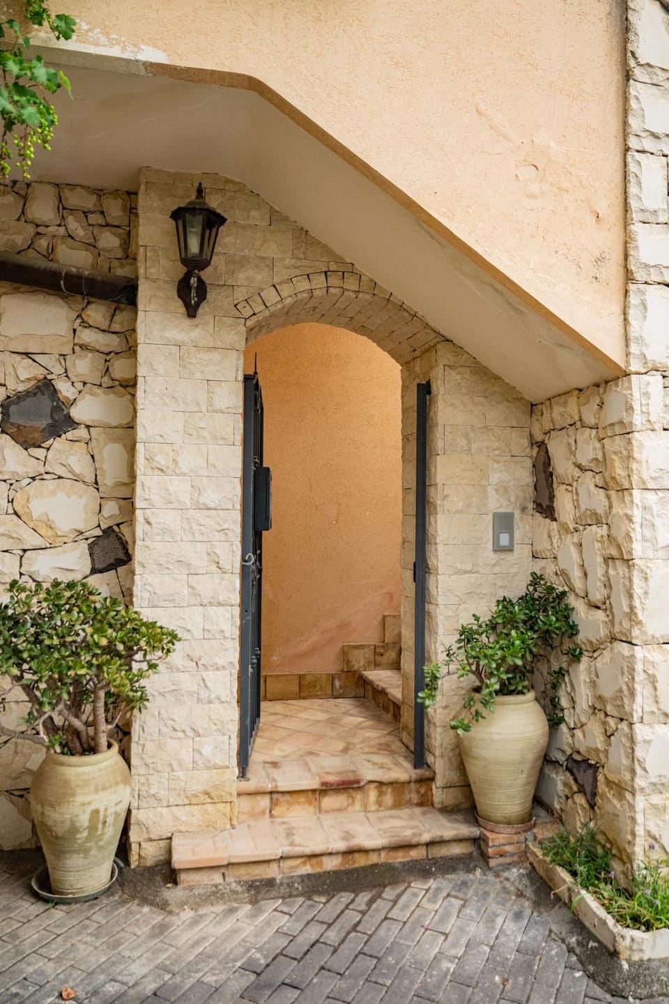 Property building, Facade/entrance, Day, Summer
