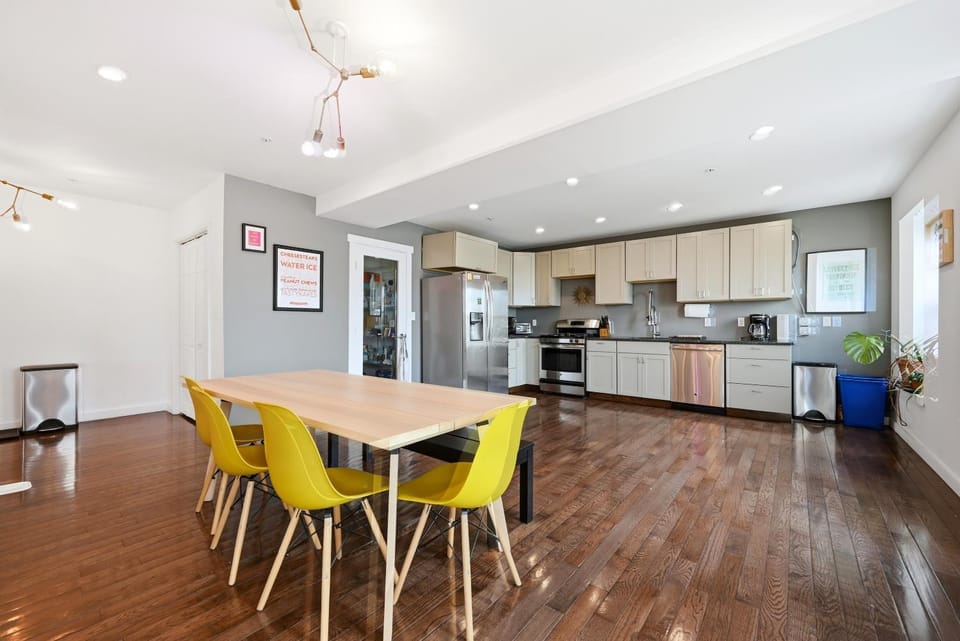 Kitchen or kitchenette, kitchen, kitchen