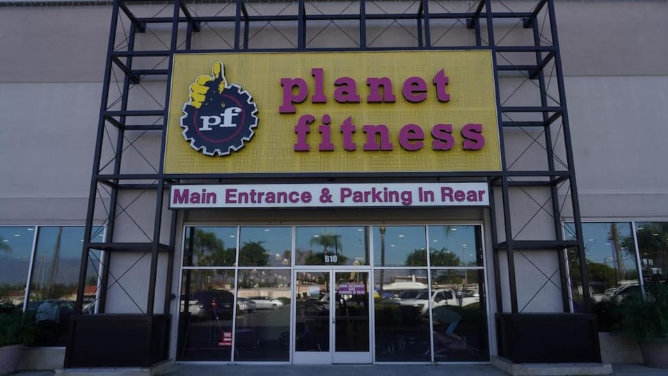 Entire house with 3 rooms Villa in San Gabriel