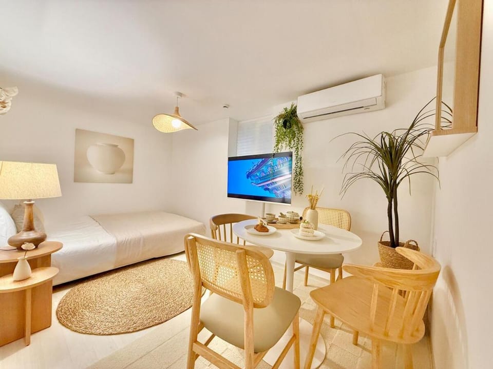STAY Jeong Apartment in Seoul