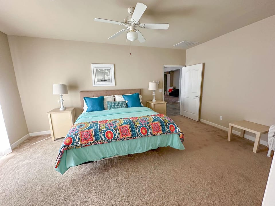 Bed, Bedroom