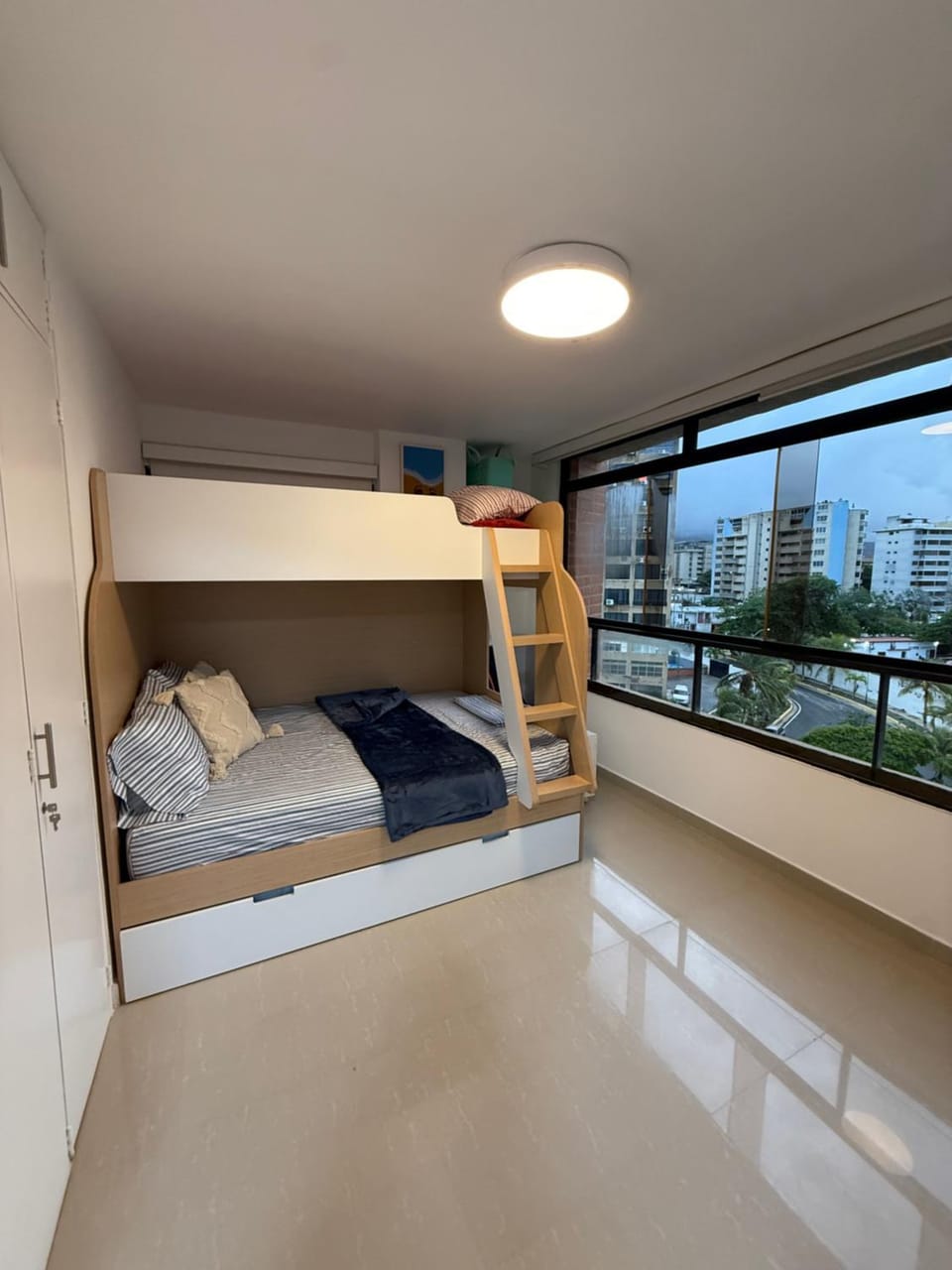 bunk bed