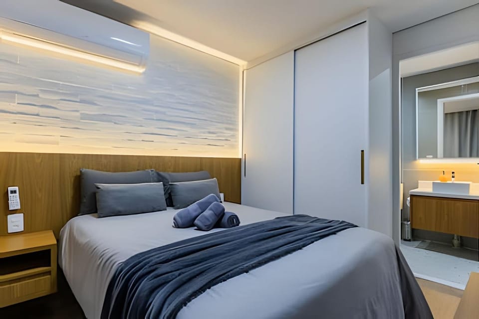 Bed, View (from property/room), Photo of the whole room, Bedroom