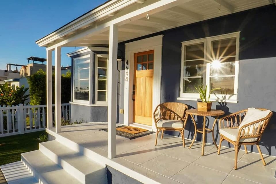 Sunset View home 2 min walk to beach parking House in Sunset Cliffs