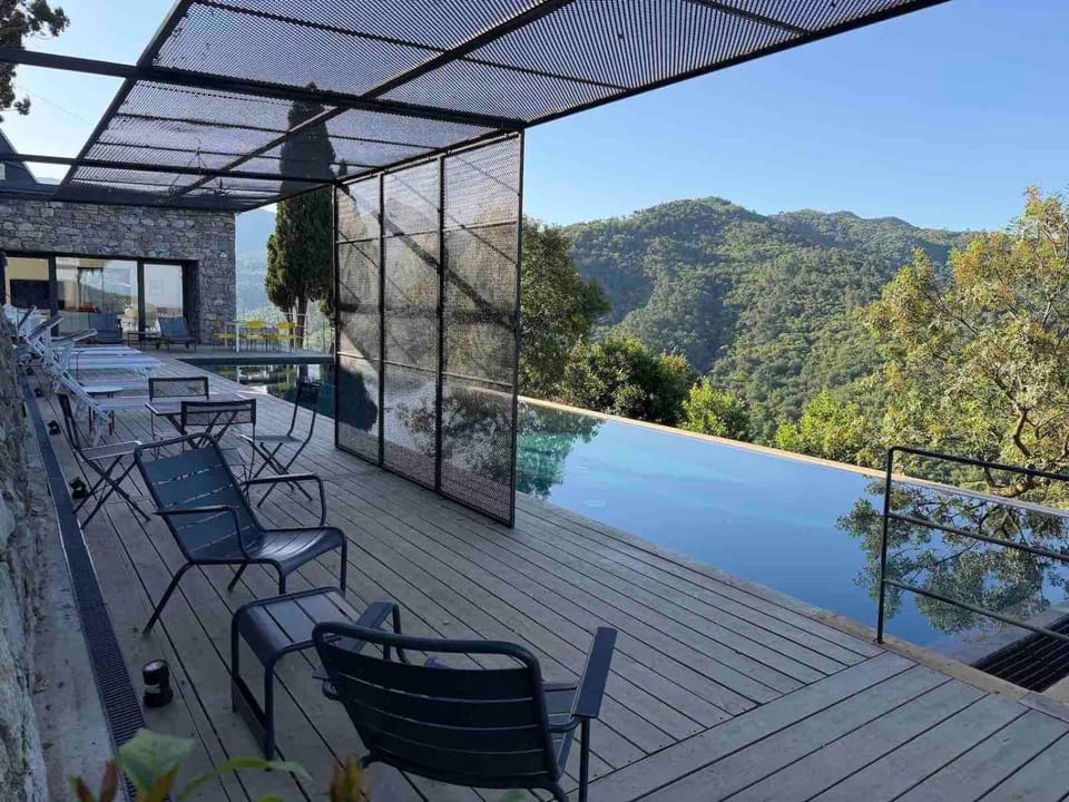 Luxury Minimalist Villa Pool Seaview Liguria Villa in Liguria