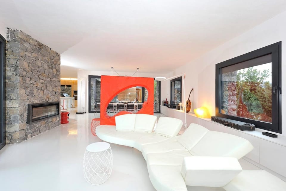 Luxury Minimalist Villa Pool Seaview Liguria Villa in Liguria