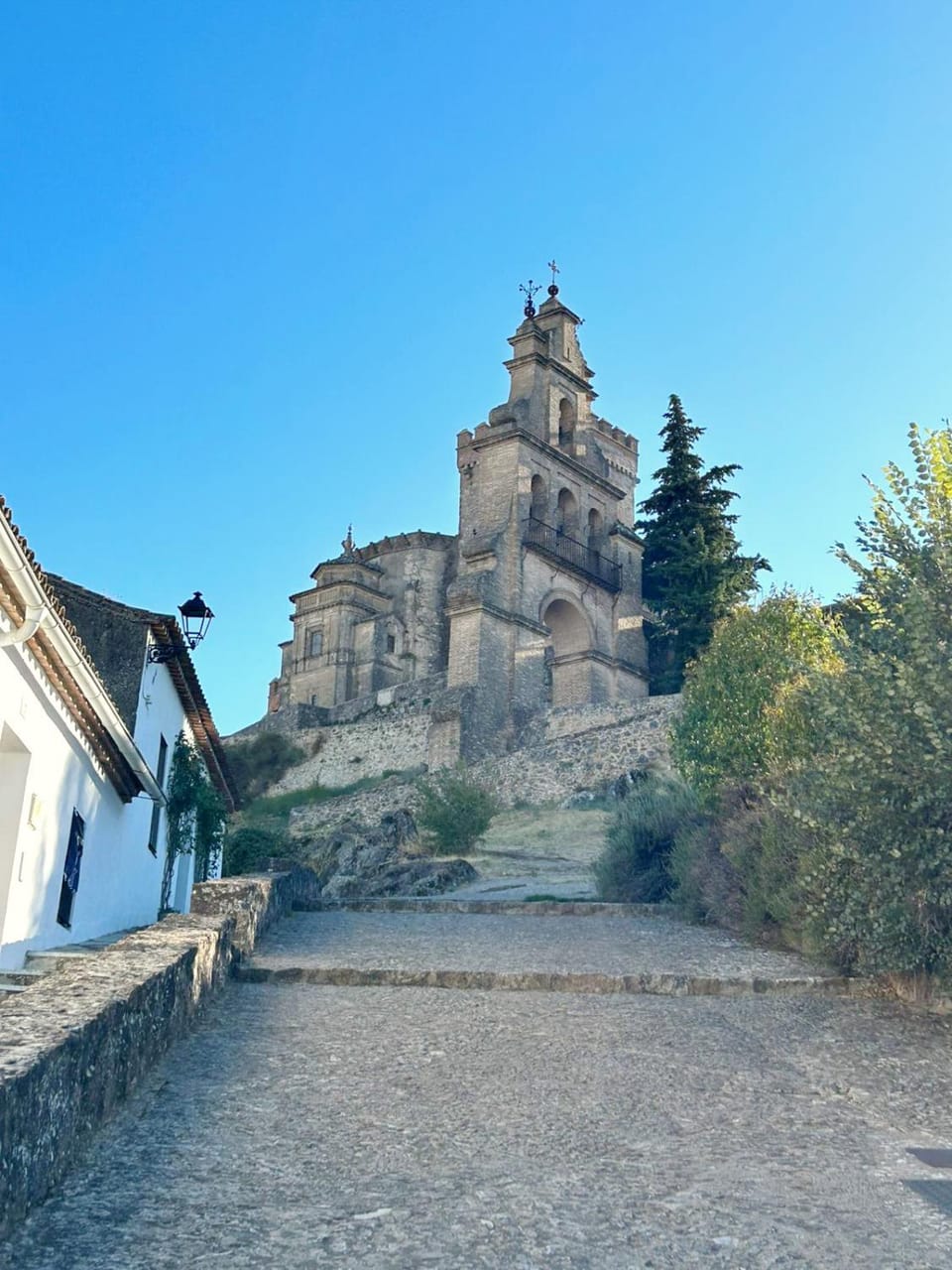 Nearby landmark, Day, Landmark view