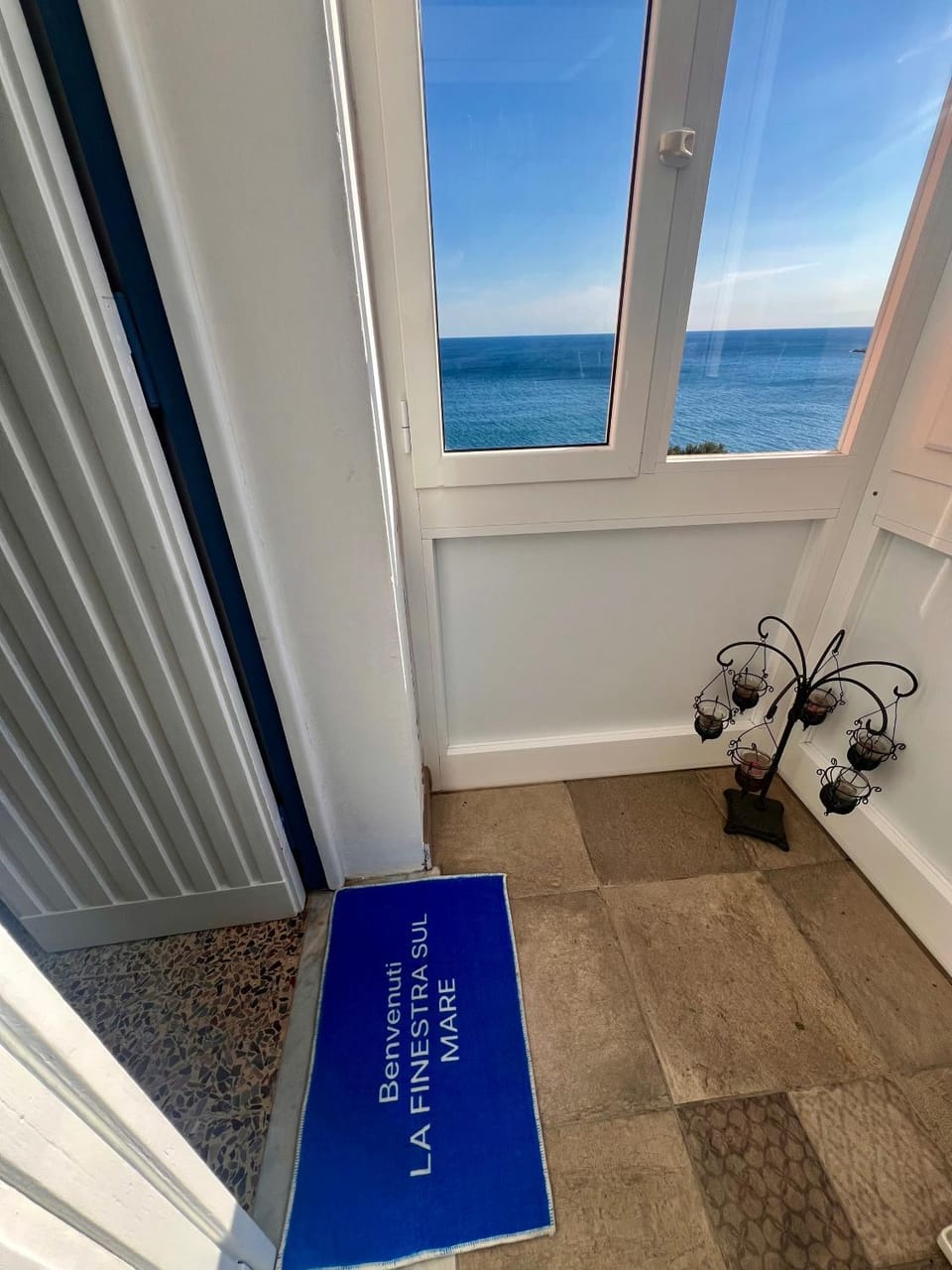 La FINESTRA sul MARE Apartment in Liguria