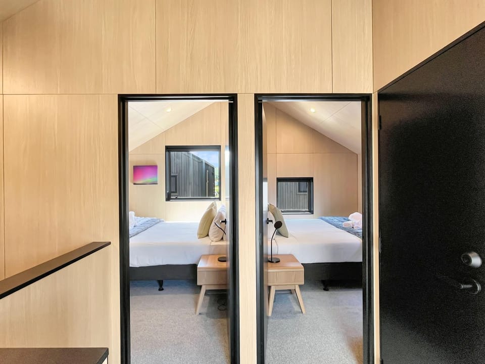 Modern Queenstown Stay on Delaney Loop Apartment in Queenstown