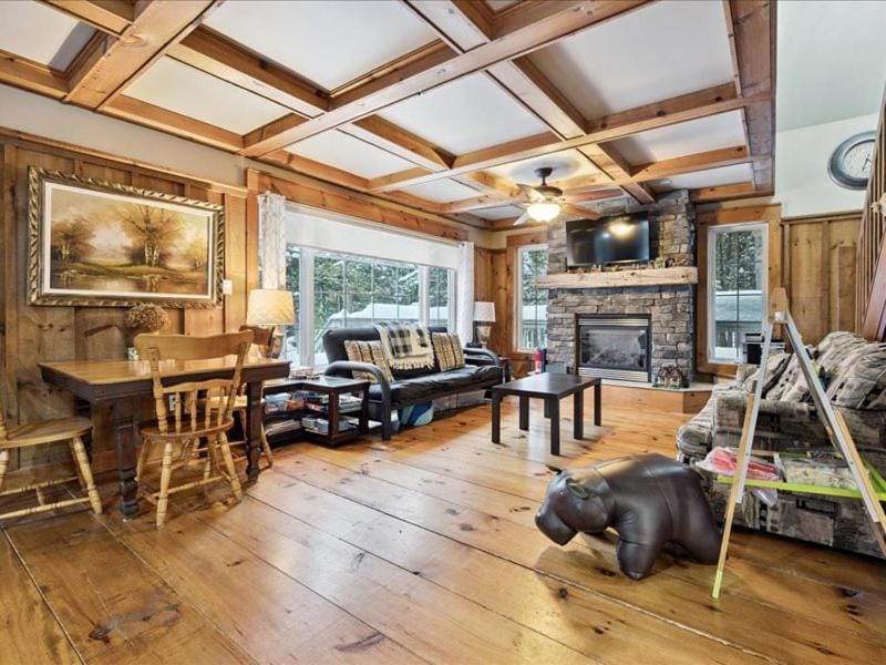 PIKE BAY Private Oasis Fireplace House in South Bruce Peninsula