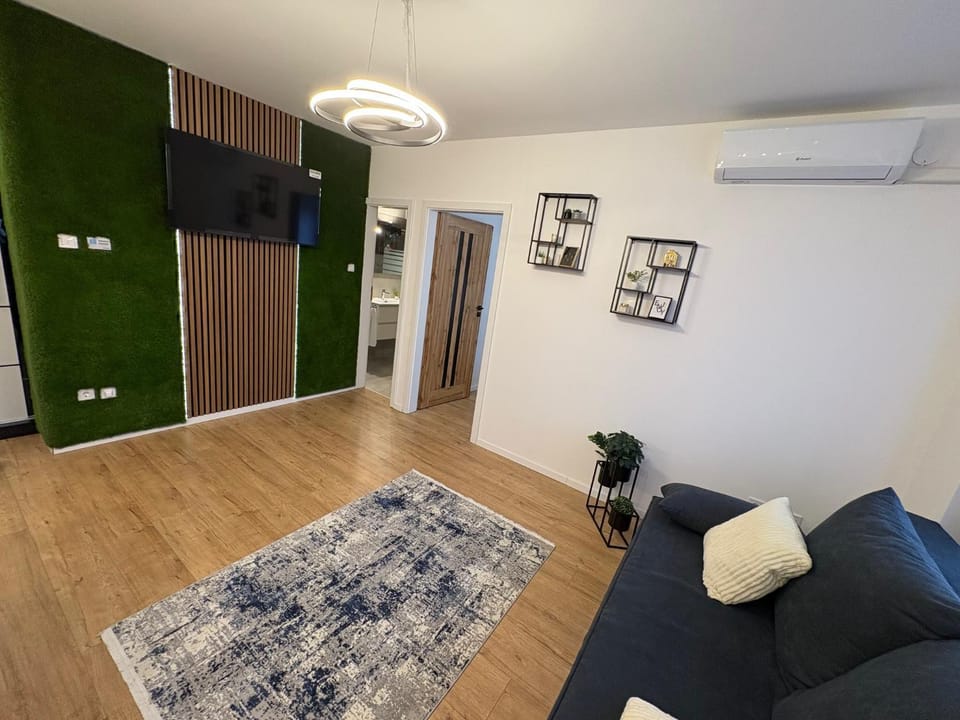 TV and multimedia, Living room, internet