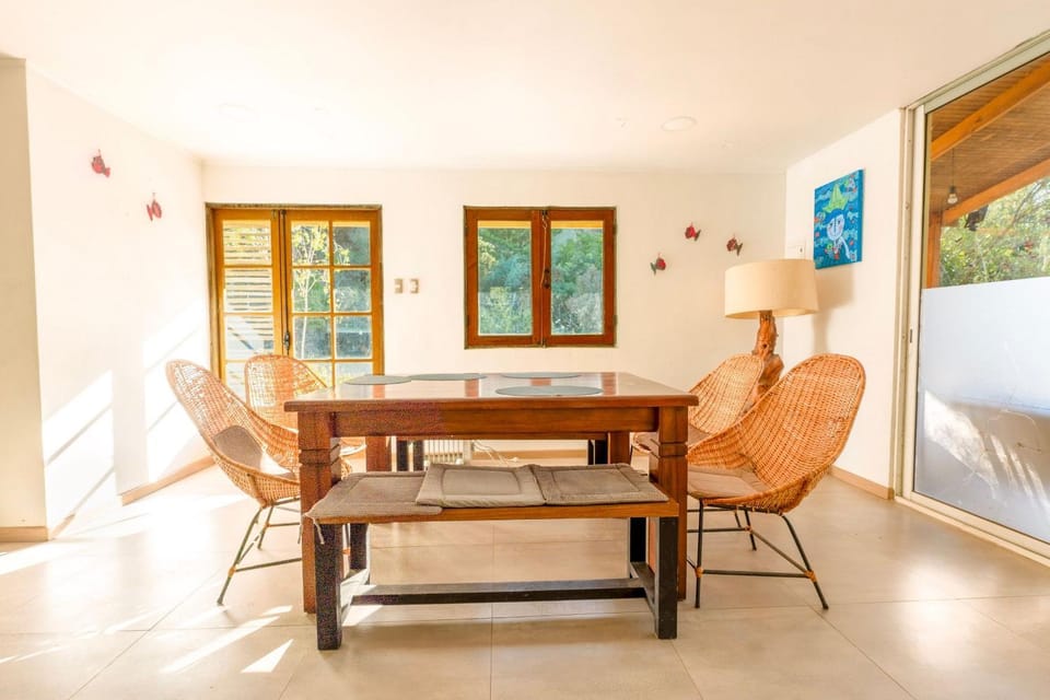 Coffee/tea facilities, Dining area, Area and facilities