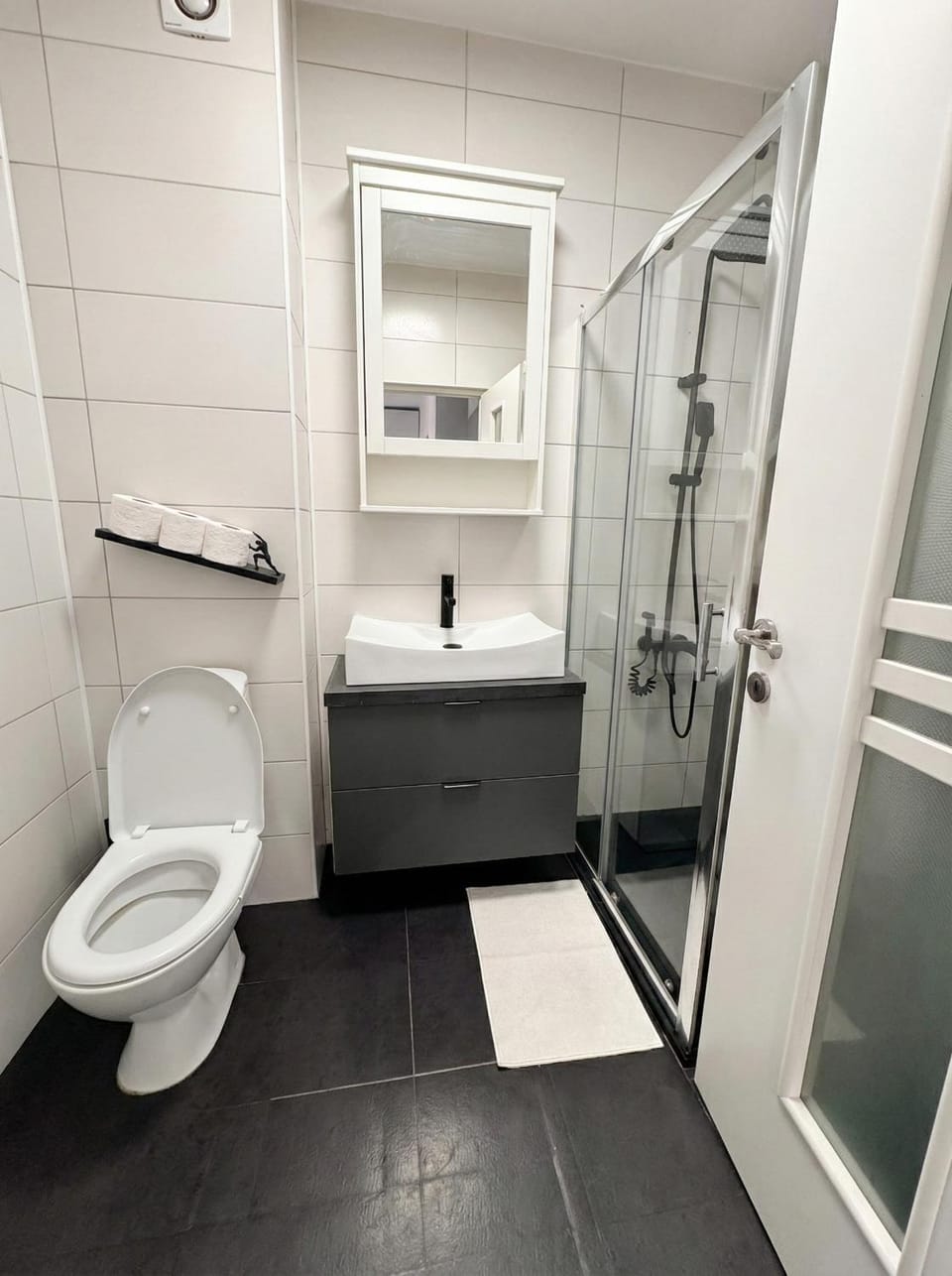 Shower, Toilet, Bathroom