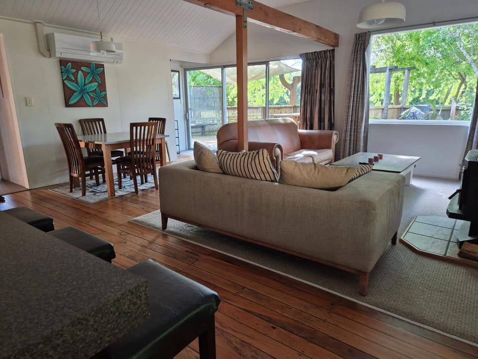 Hidden Valley Sanctuary House in Christchurch