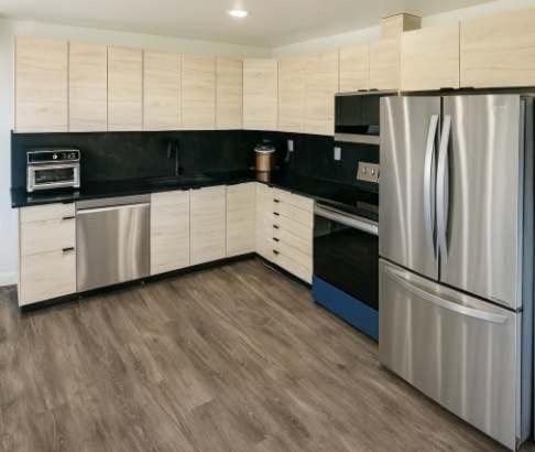 Mountain Views - Peaceful Retreat - 1BR suite Apartment in Vancouver Island