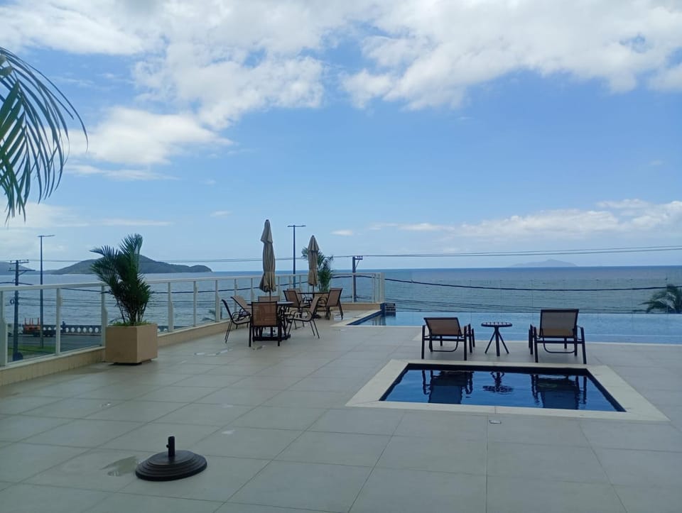Vista do Paraiso Apartment in Caraguatatuba