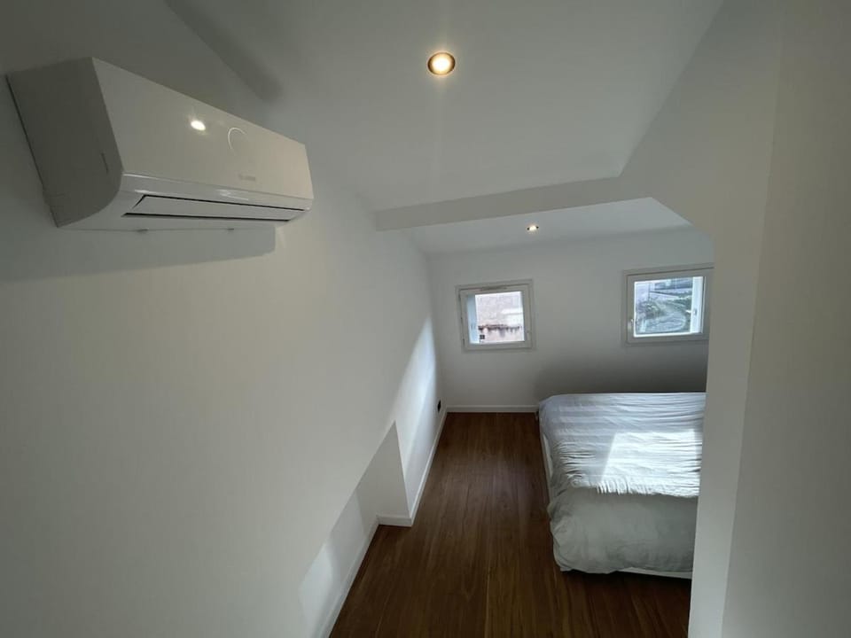 Toulouse Duplex Rénové, Clim, Terrasse, 6p Apartment in Toulouse