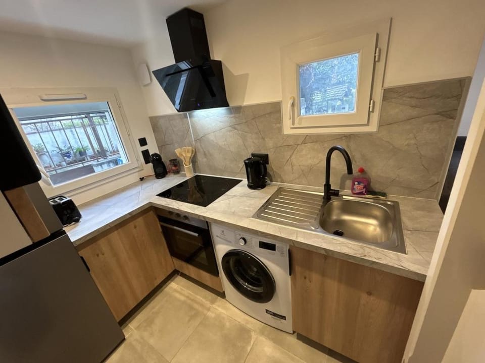 Toulouse Duplex Rénové, Clim, Terrasse, 6p Apartment in Toulouse