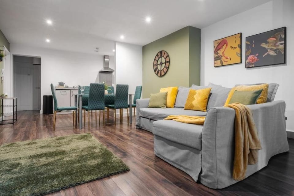 Living room, Seating area, Dining area