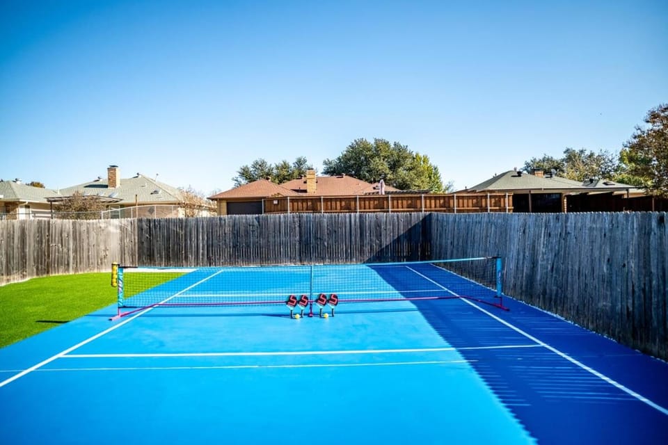Pickleball Putt Palace House in Carrollton