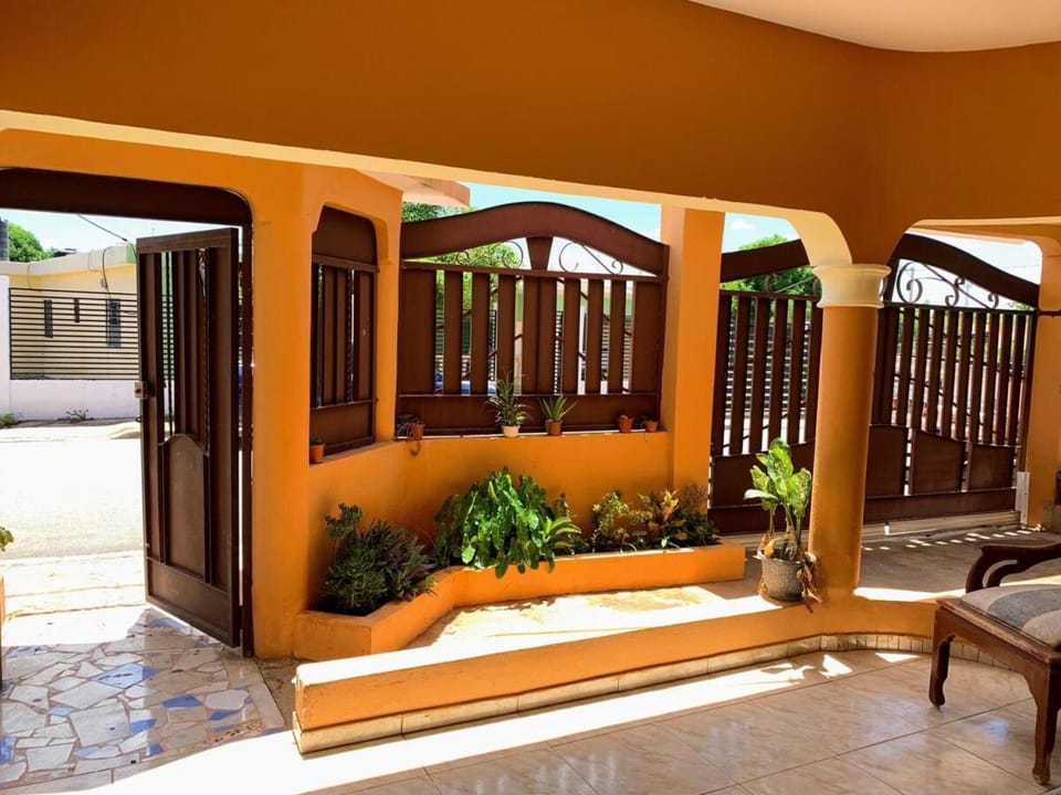 Tu Casa En Pedernales House in Haiti