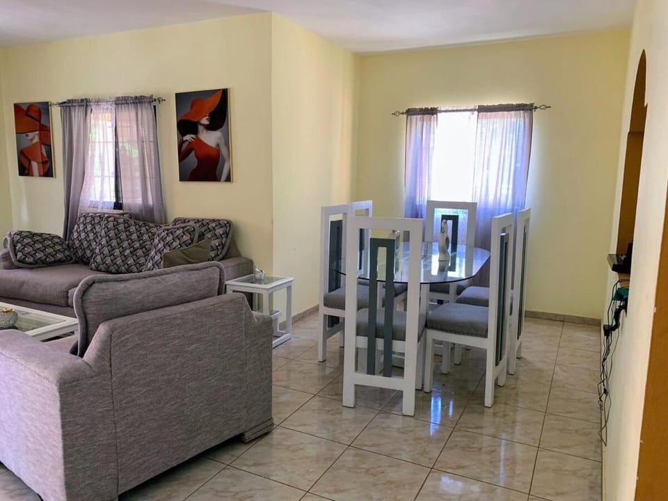 Living room, Dining area