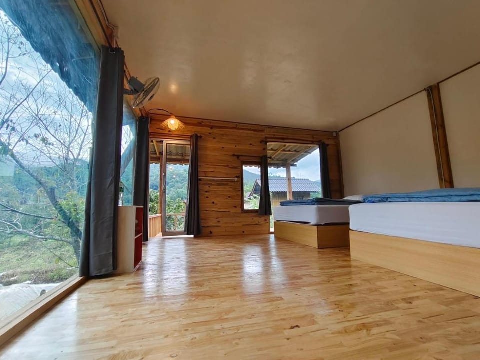 Rimna banpark5 ริมนาบ้านพัก House in Thailand