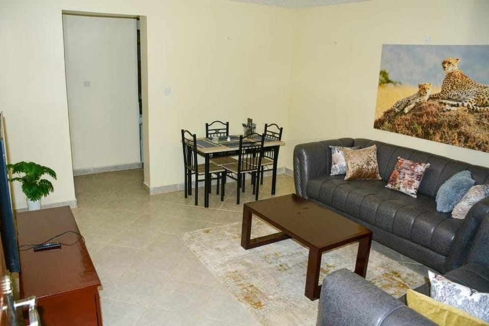 Zarnia FullyFurnished 2bdrm at 360luxury Kitale Apartment in Kenya