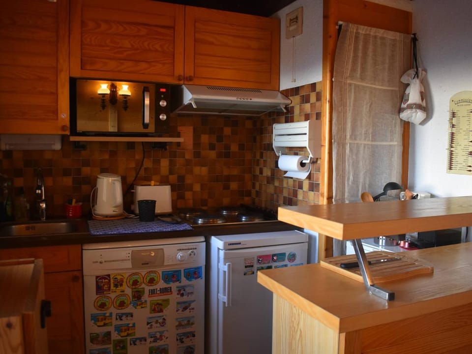 Studio Mezzanine 4 Pers, Centre Font-Romeu, Parking - FR-1-580-141 Apartment in Bolquère
