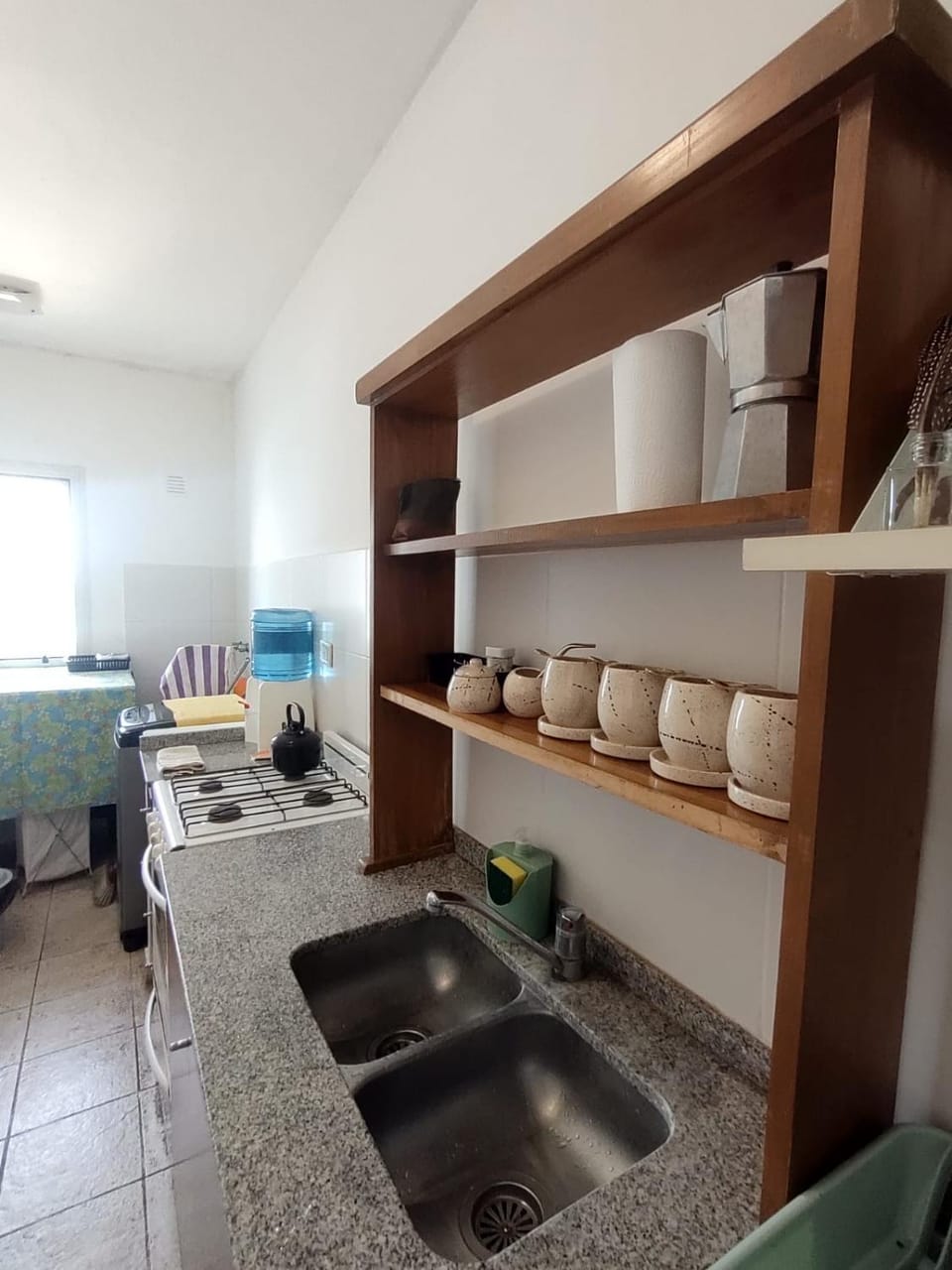 Coffee/tea facilities, Breakfast, heating, heating