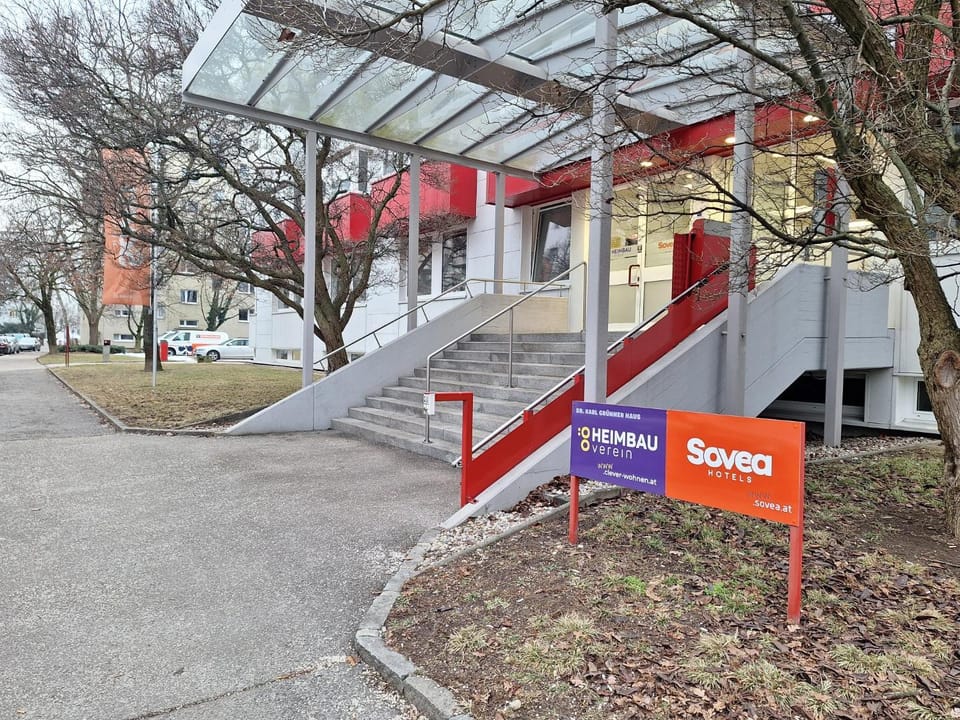 Property building, Street view