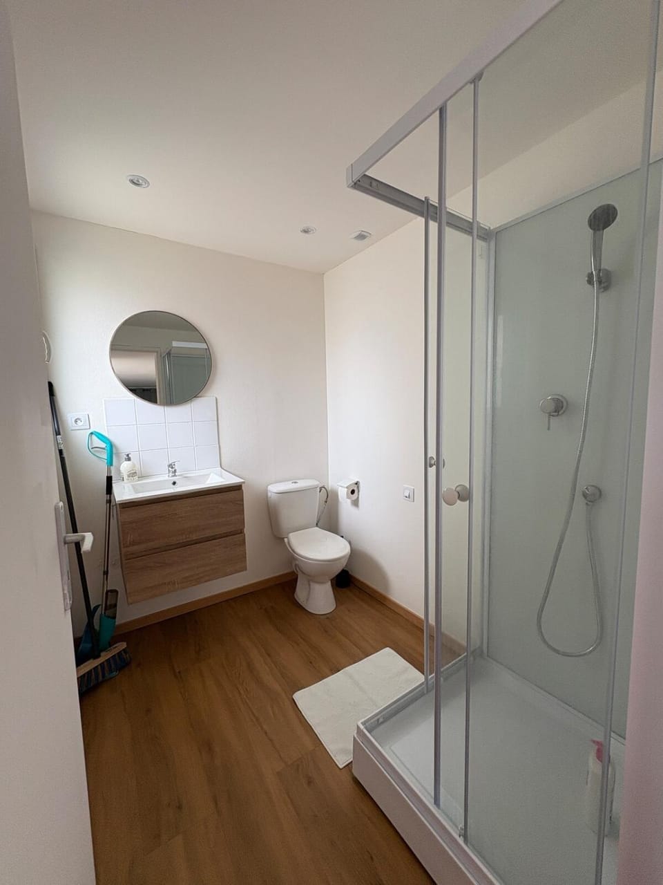 Charles de Gaulle lll - Independent Garden Apartment in Occitanie