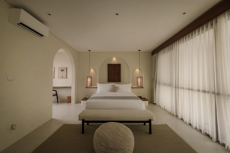 Bed, Bedroom, air conditioner