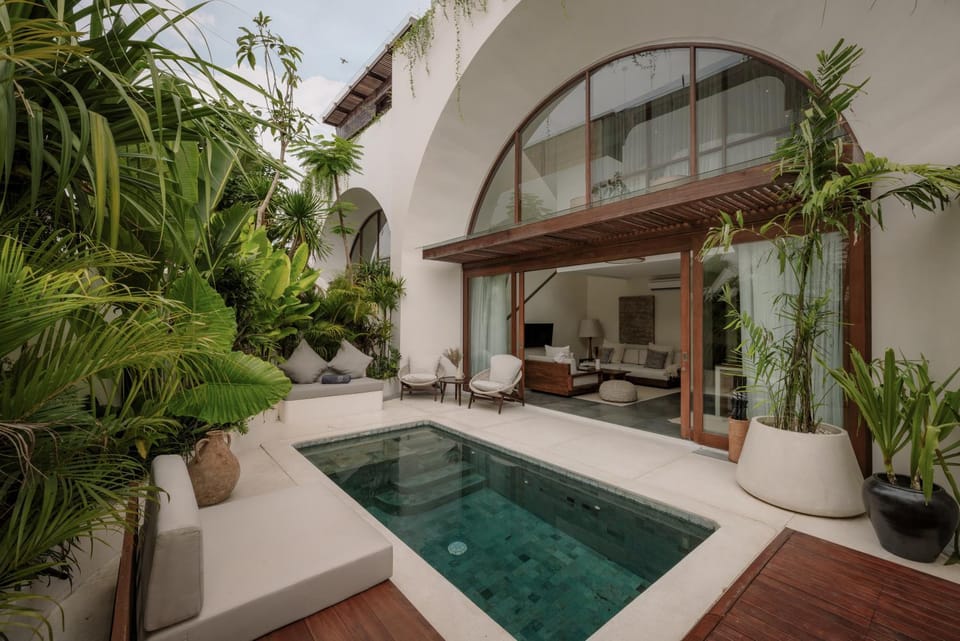 Garden, Seating area, Garden view, Pool view, Swimming pool
