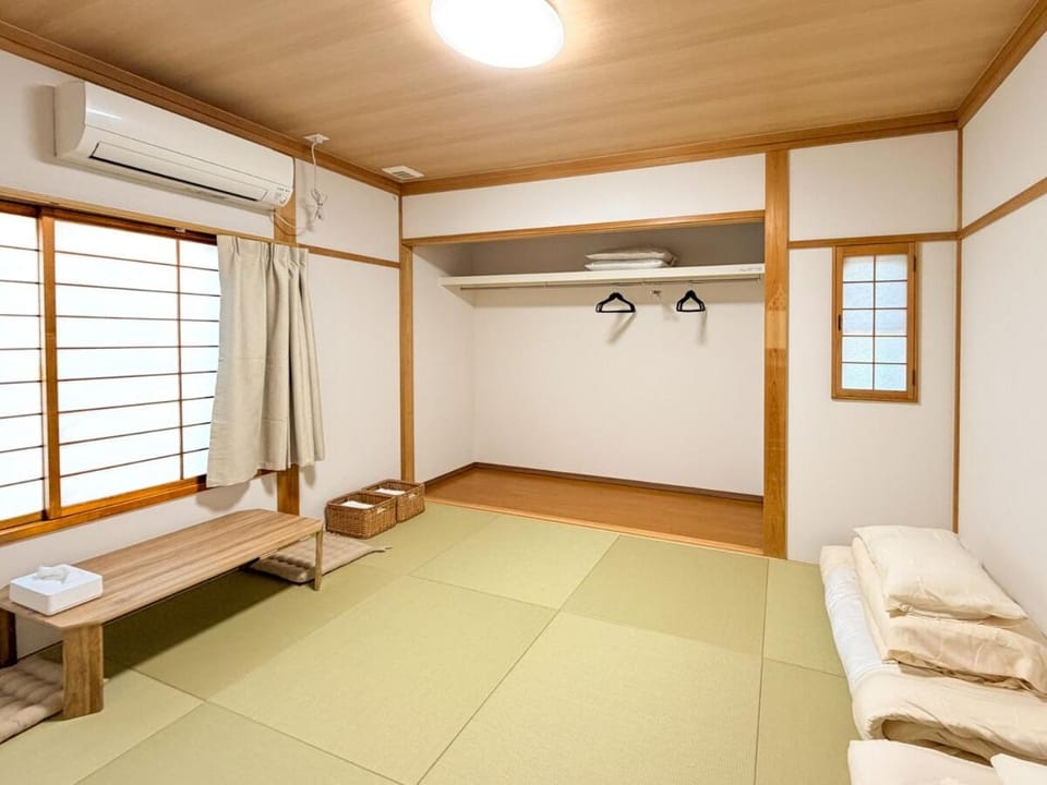 新規オープン 越後湯沢駅徒歩4分 スキー場アクセス抜群 最大14名 Snowtopia Villa in Japan