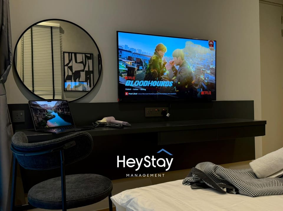 TV and multimedia, Photo of the whole room
