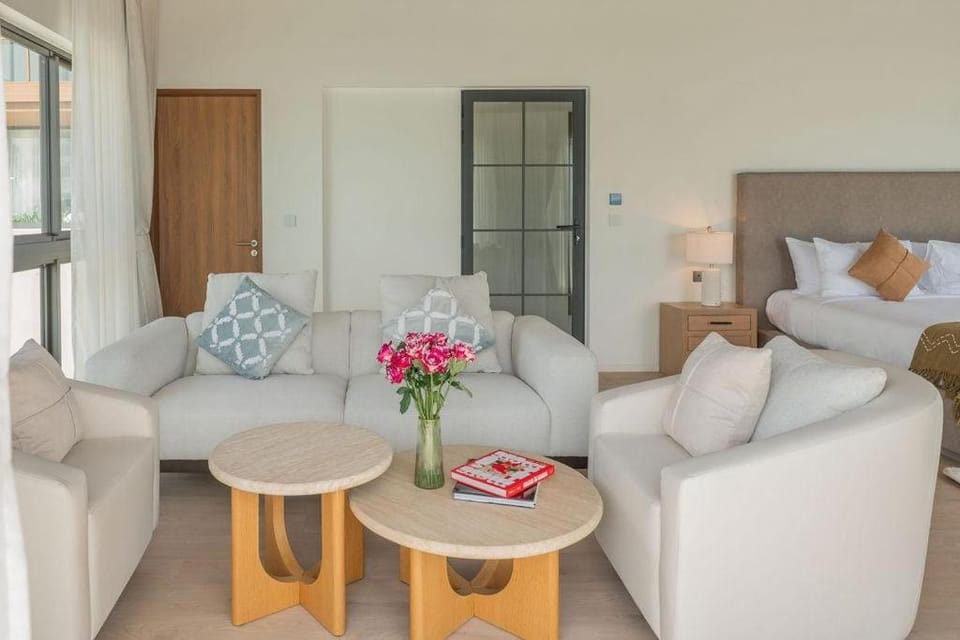 Villa Belle Air Panwa Beachfront 6BR Breakfast included Villa in Wichit