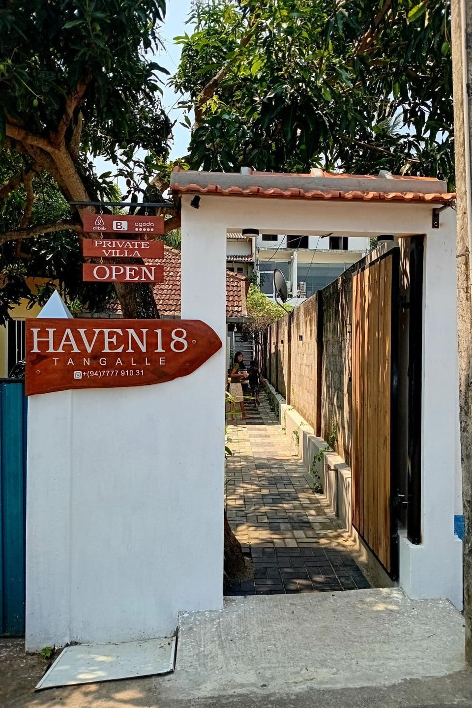 Property logo or sign