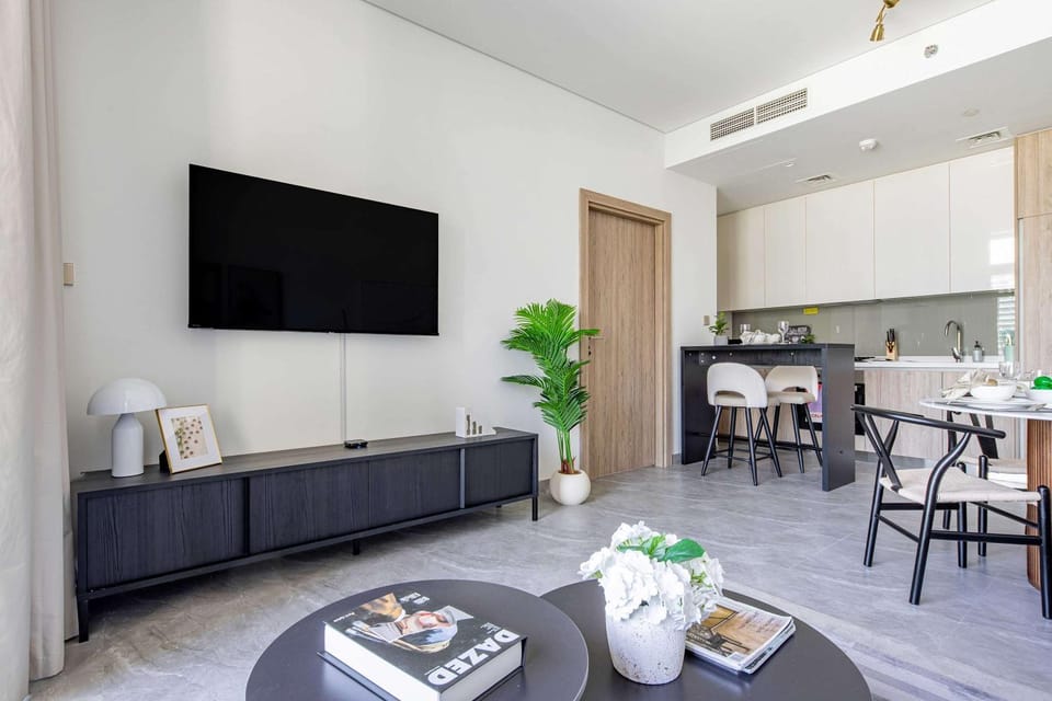 TV and multimedia, Kitchen or kitchenette, Living room, Seating area, Dining area, oven