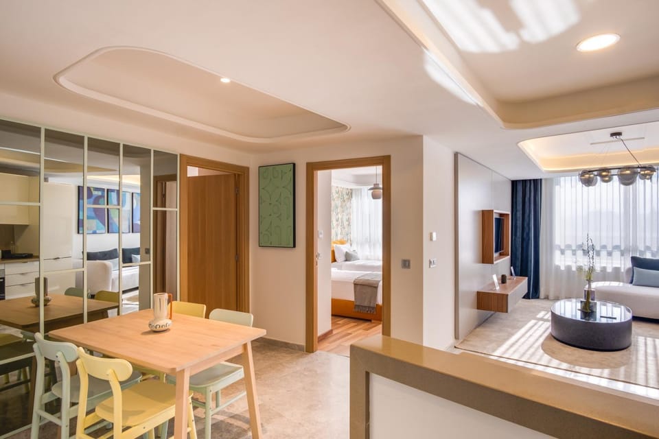 Appartement premium 2 chambres à 2 pas du TGV Apartment in Tangier